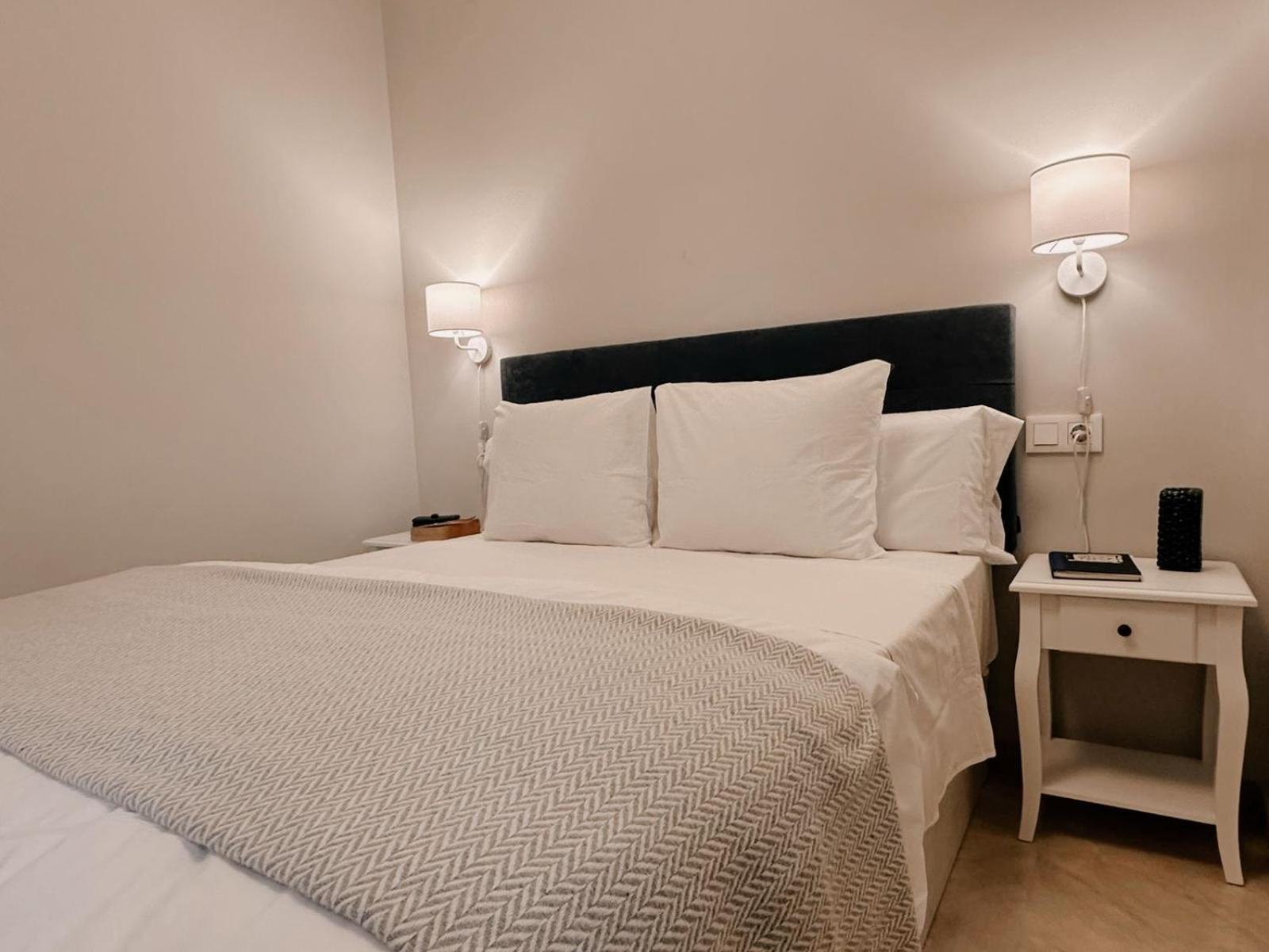Apartamento-Pension El Trianero Junto Al Rio Sevilla Eksteriør billede